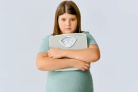 2024/05/Childhood-obesity-life-expectancy.jpg