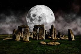 2024/04/Stonehenge-Moon.jpg