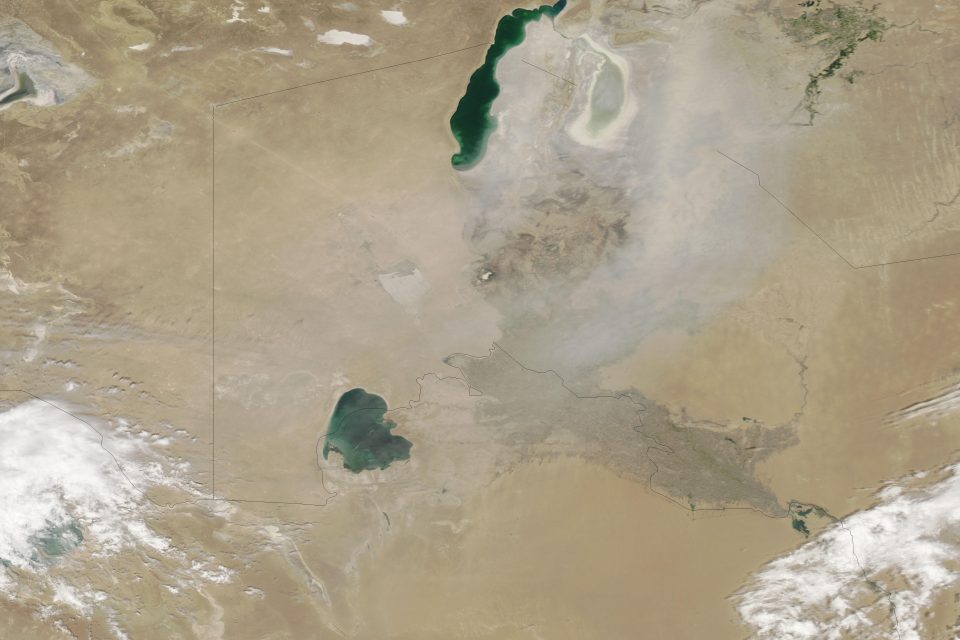 Dust Storm Over the Aral Sea