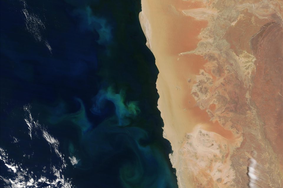 Sulfur Plumes off Namibia