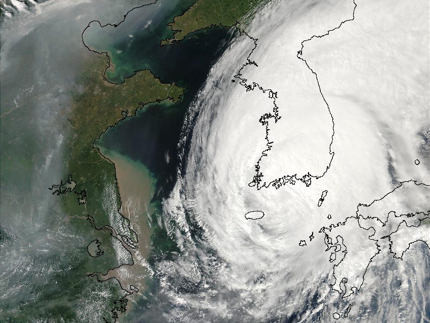 Typhoon Rusa (21W) Over Korea