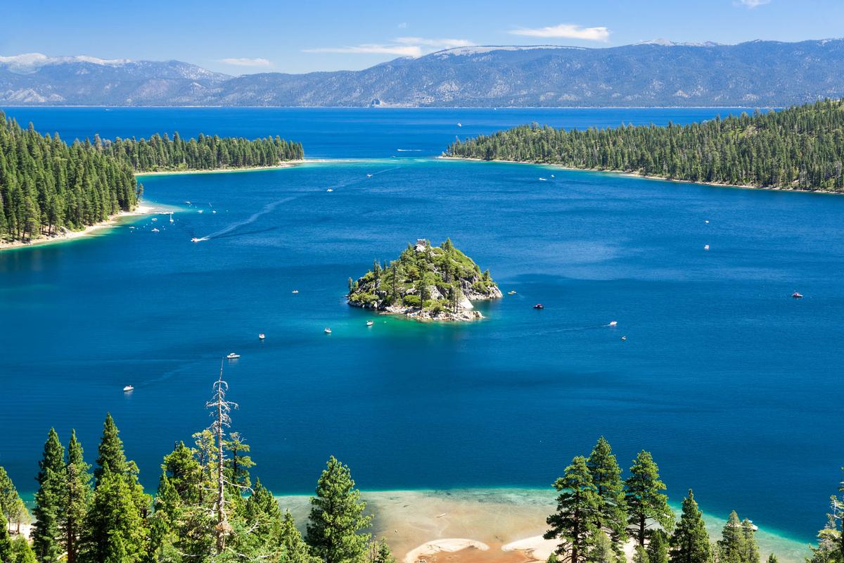 How do lakes impact global warming?