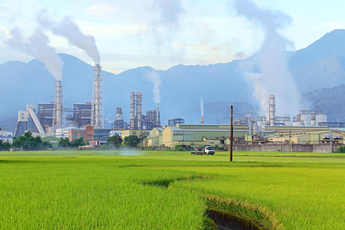 Kyoto Protocol report card: 100 percent compliance