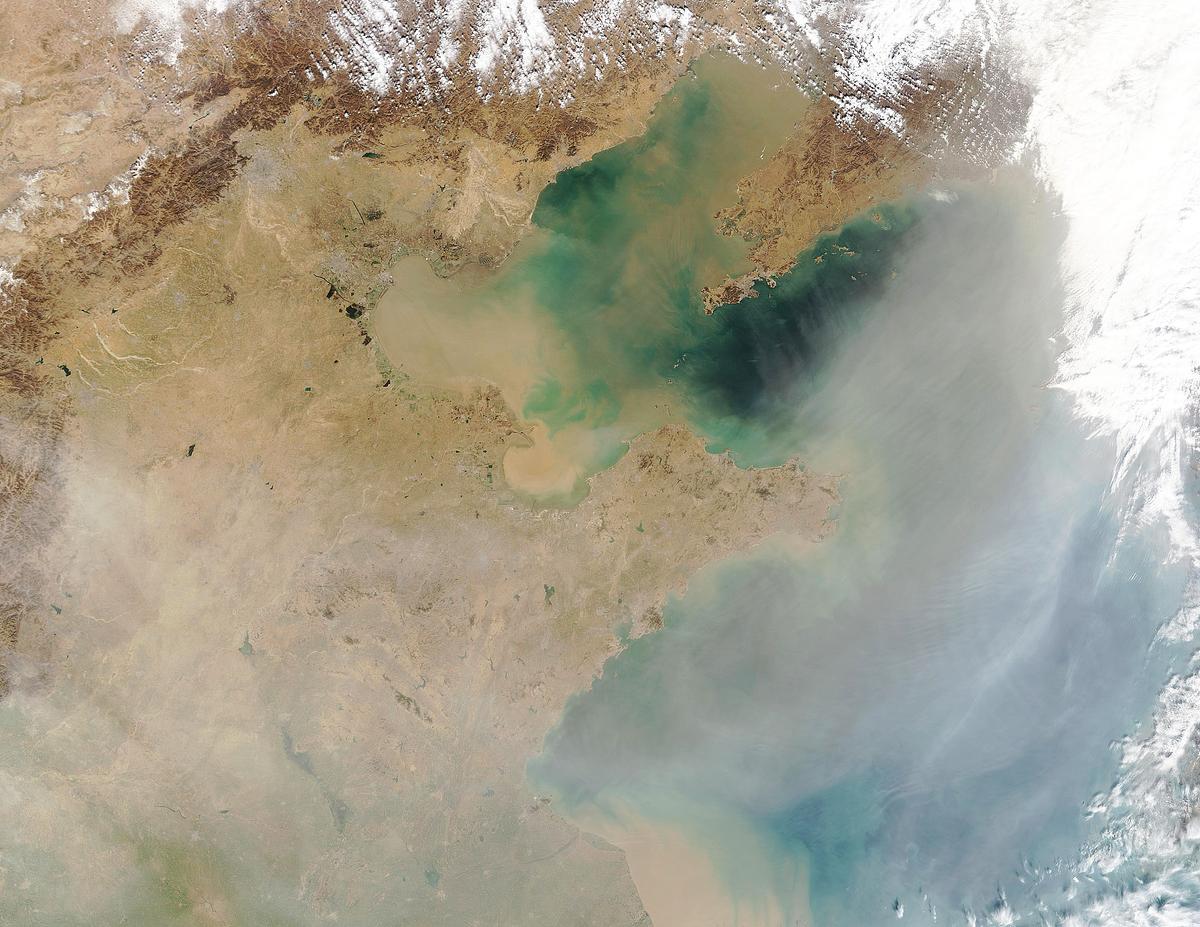 Consistent Haze Is Reducing Solar Radiation In China