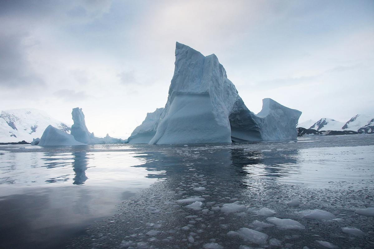 The Final Days Of Antarctica's Larsen B Ice Shelf