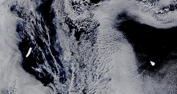 Giant icebergs named B15K and A66