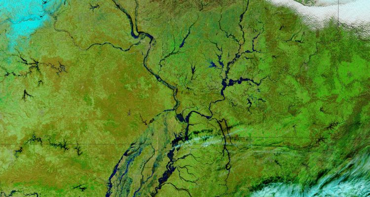 Unseasonable Flooding On The Mississippi River