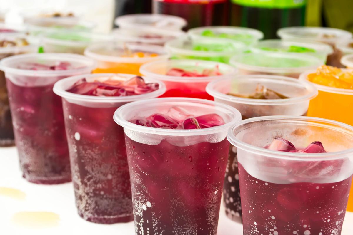 France bans plastic cups and dishes to reduce pollution