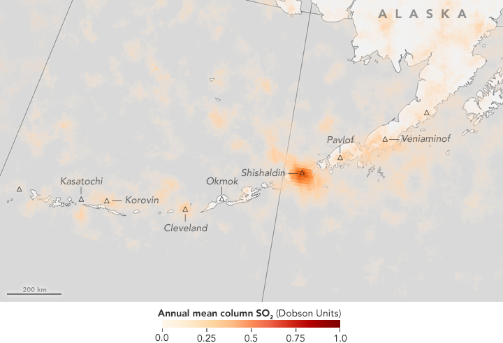 Aleutian Island volcanoes emit sulfur dioxide