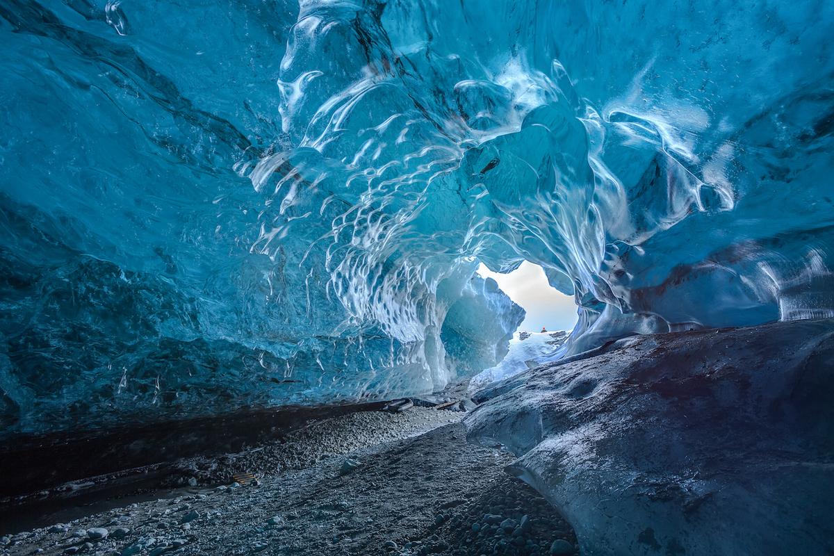 Ice cave provides 10,000 years of insight into climate change