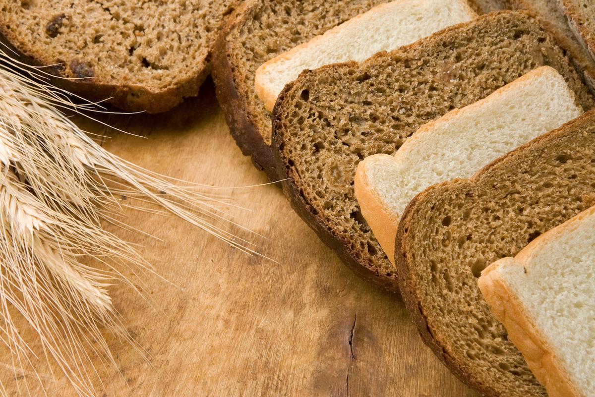 Is white bread as healthy as wheat? It depends who’s eating it