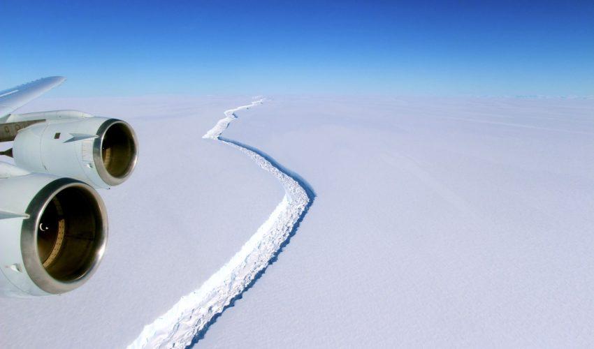 Enormous iceberg breaks off Larsen C ice shelf in Antarctica
