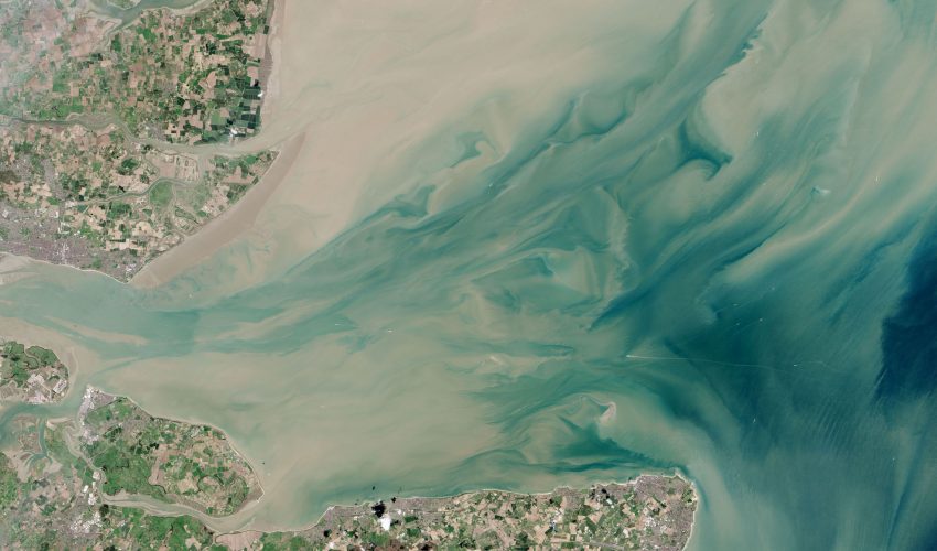 The London Array: World’s largest offshore wind farm