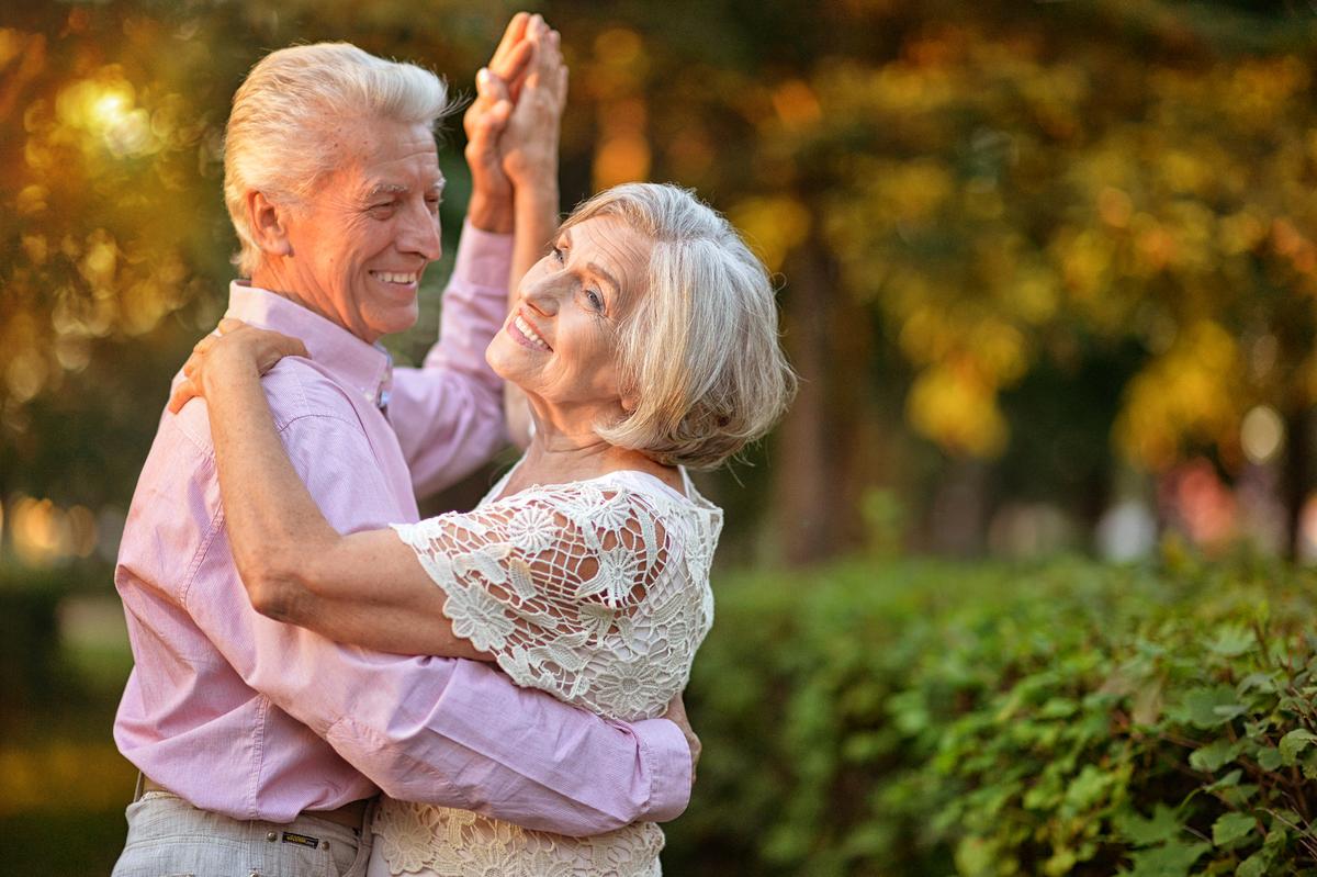 Marriage increases happiness later in life, study finds