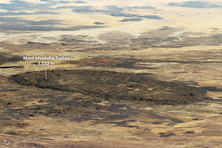 The Air Mountains in the Saharan Desert