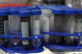 Using solar energy to desalinate seawater