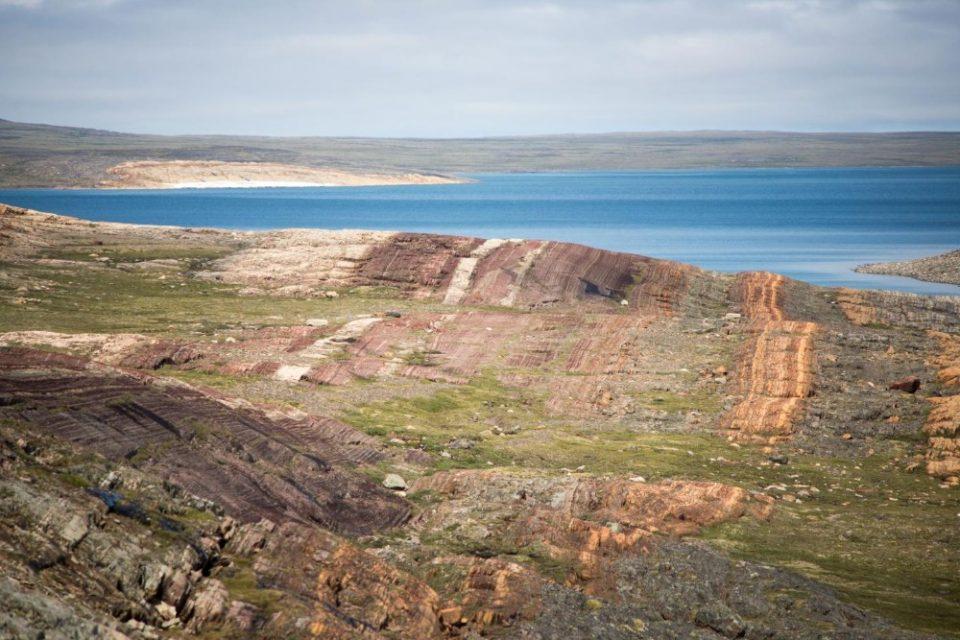 More than 2 billions years ago, 'mass dying' almost snuffed out life on Earth