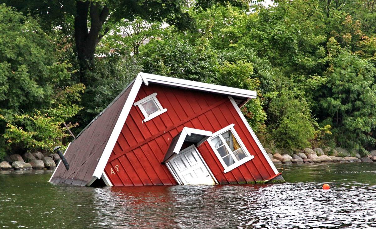 Hurricane flooding poses a dangerous threat to water quality 