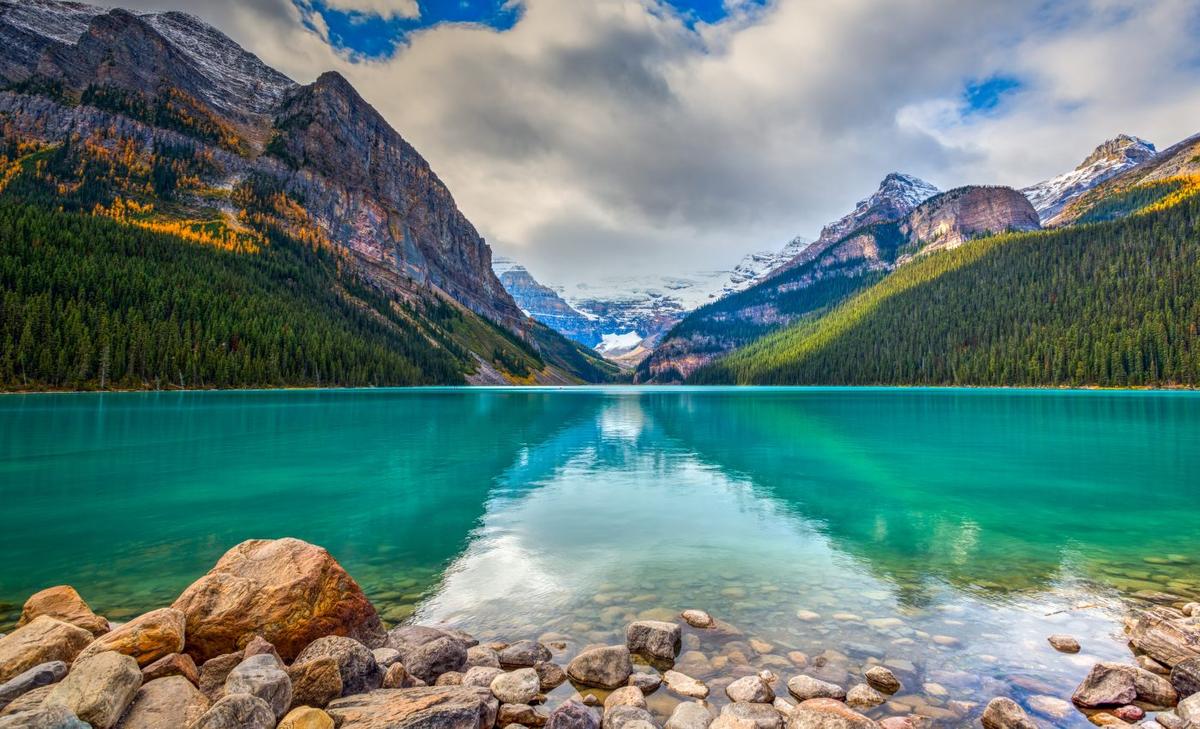 Methane emissions from lakes are higher during the day