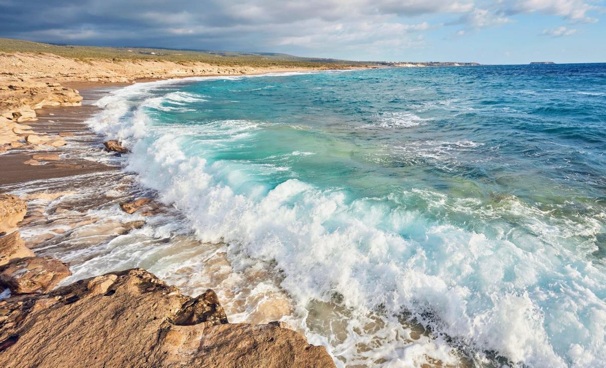 The impacts of sea-level rise are too complex to predict