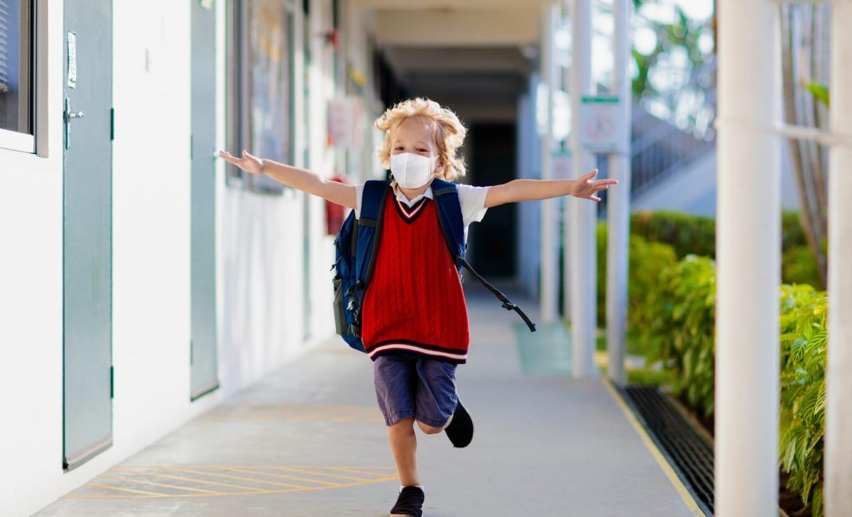 Face masks do not slow the emotional development of children