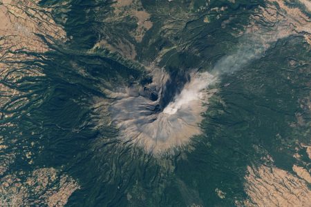 2021/01/popocatepetl_oli_20212_lrg3.jpg