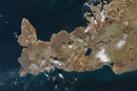 iceland_oli_2021129_lrg.jpg