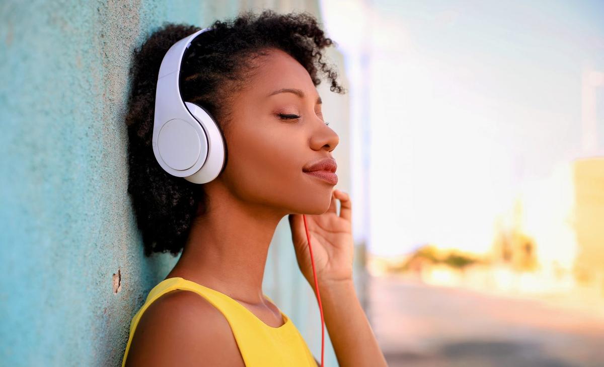 Catchy songs help to form lasting memories
