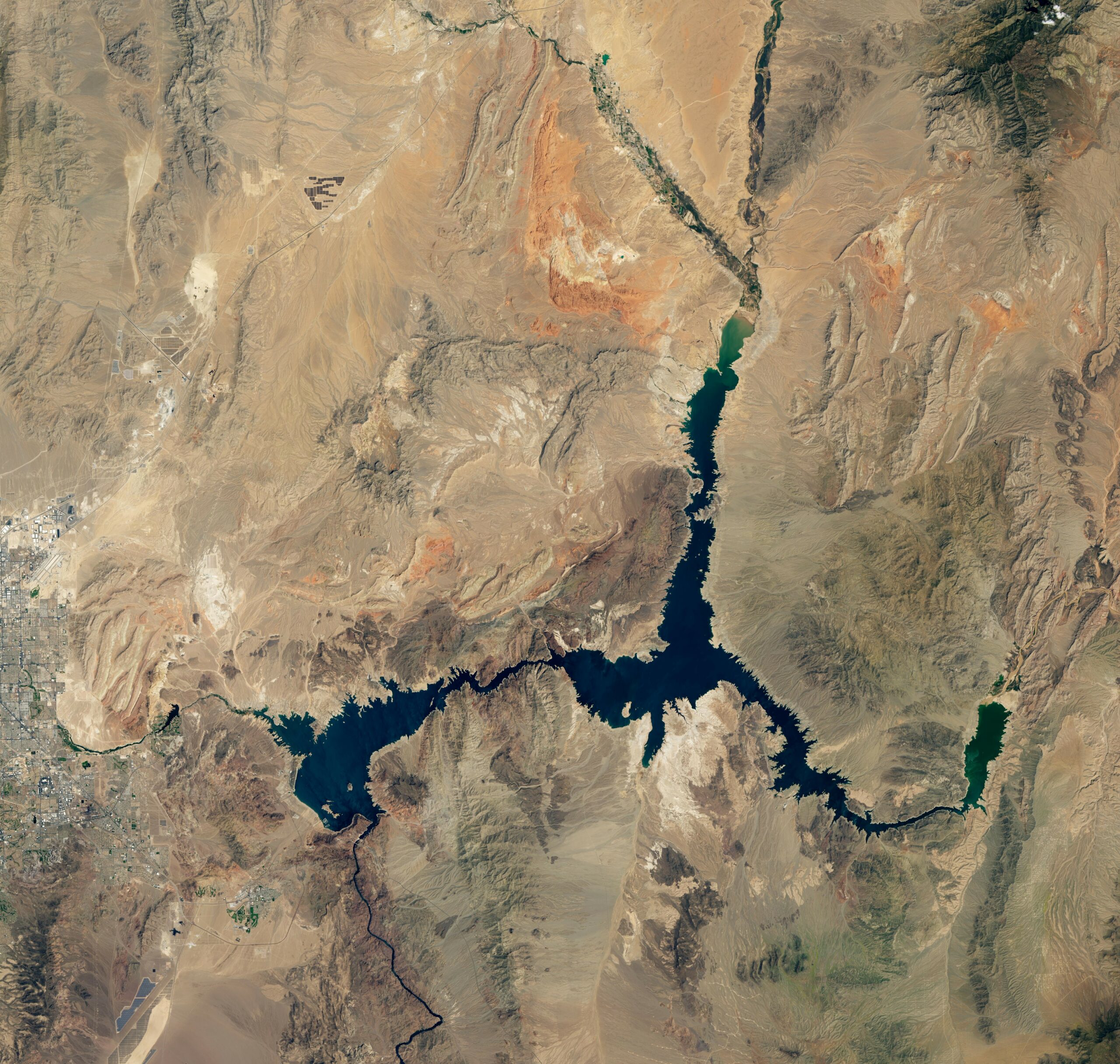 Lake Mead hits lowest water level since 1937