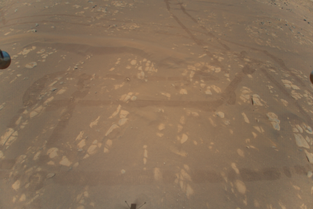 2021/09/First-Aerial-Color-Image-of-Mars.png