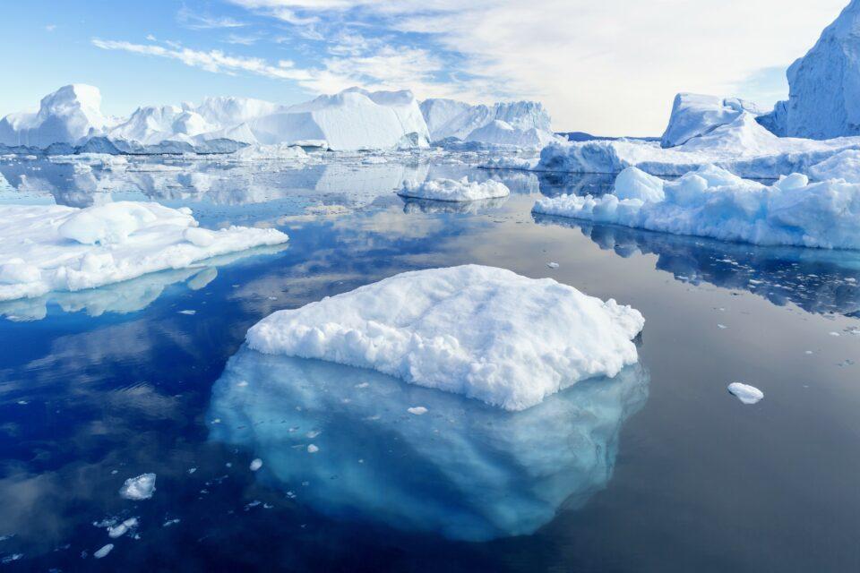 Sea ice levels complicate predictions of future climate change