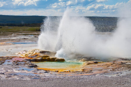 Clepsydra,Geyser,Located,In,The,Fountain,Paint,Pot,Area,Of