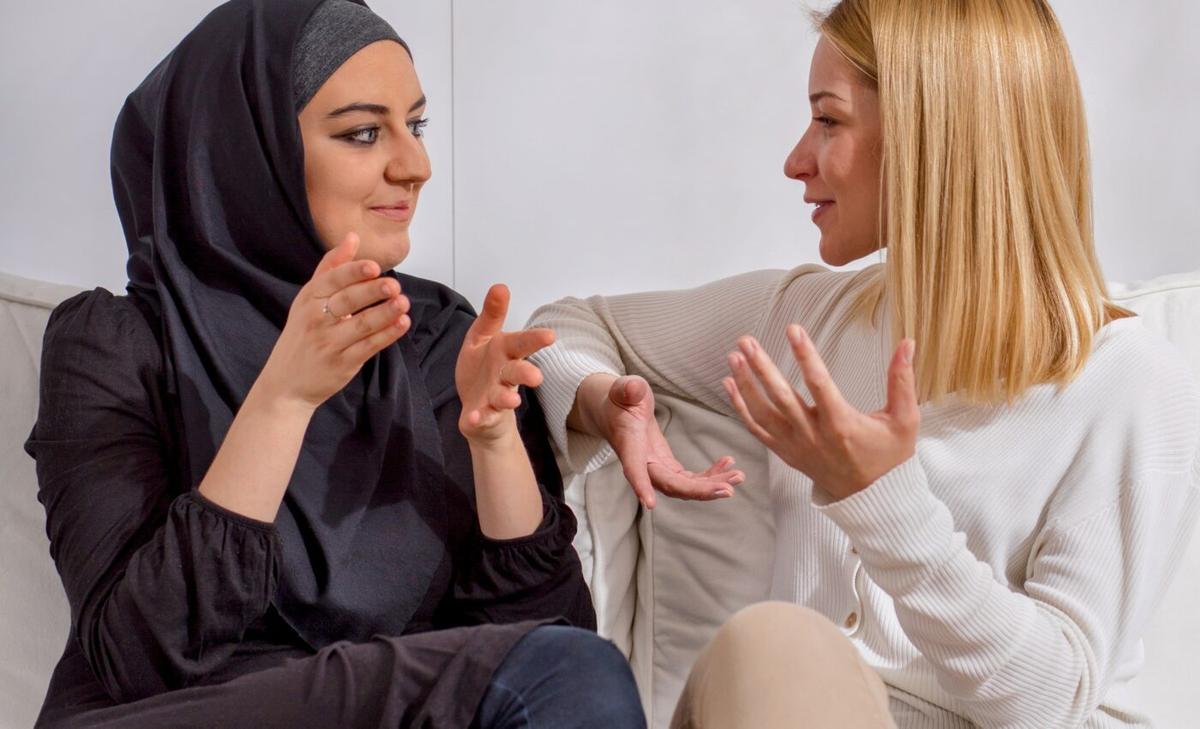 Bilingual brains can switch between languages with ease