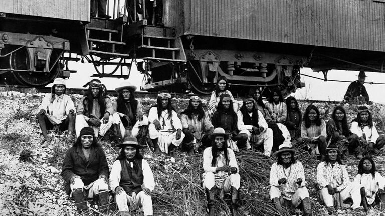 Apache prisoners