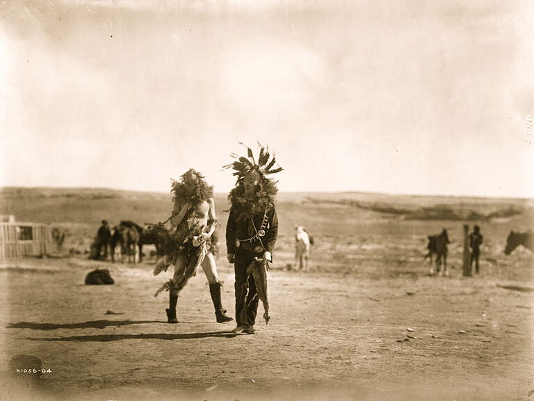 Toneneli and Haschelti