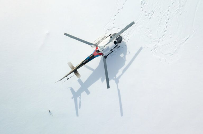 Helicopter Snow Landing