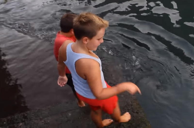 Trick Of The Ocean