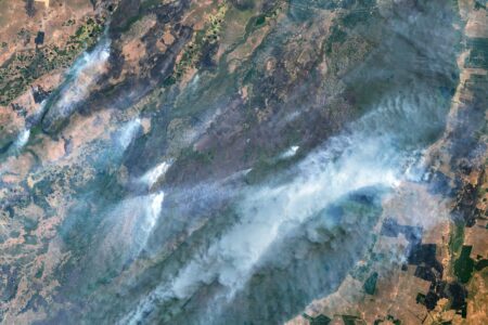 argentinafires_oli2_202247_lrg2.jpg