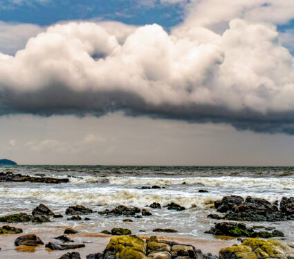 Very,Beautiful,And,Panoramic,Landscape,Or,Seascape,With,Dramatic,Cumulus