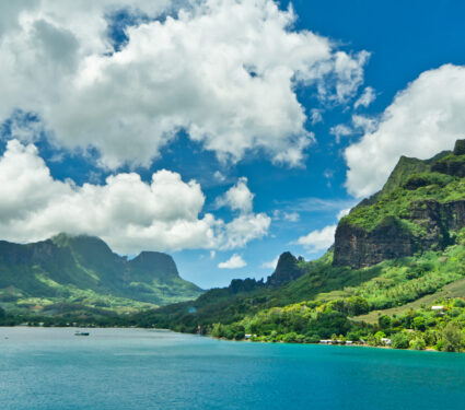 Paradise,View,Of,Moorea,Islands,,Cook's,Bay,,French,Polynesia