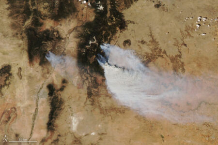 2022/05/nmfires_amo_2022123_front.jpg