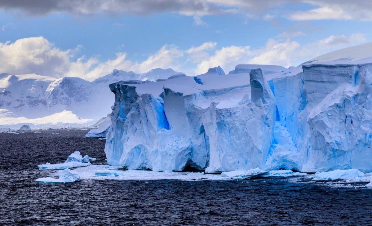 New lake may hold the entire history of an Antarctic ice sheet