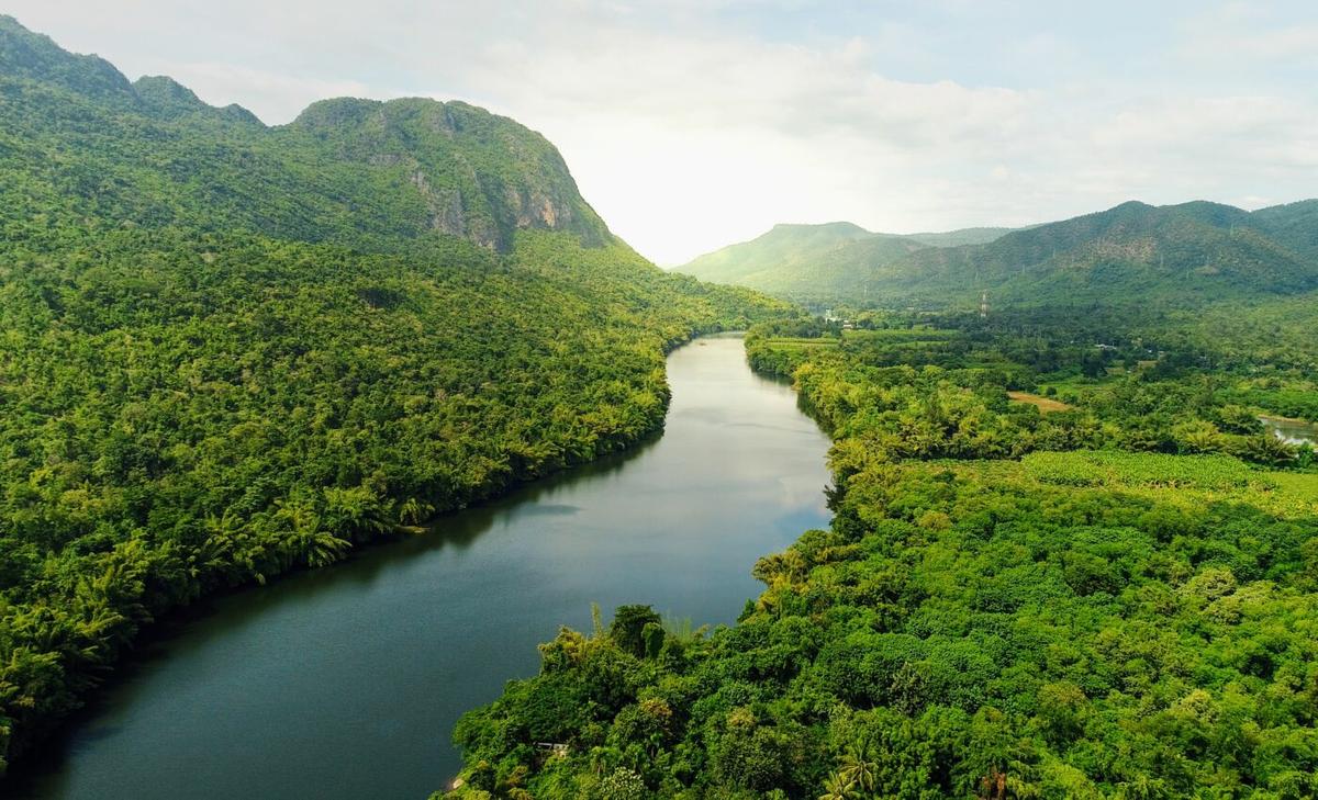 What happens when rivers jump their banks?