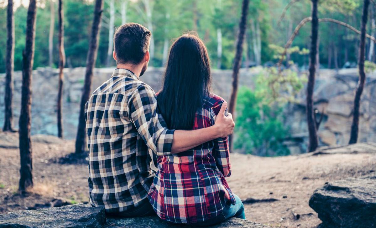 Romantic partners influence each other’s climate change beliefs