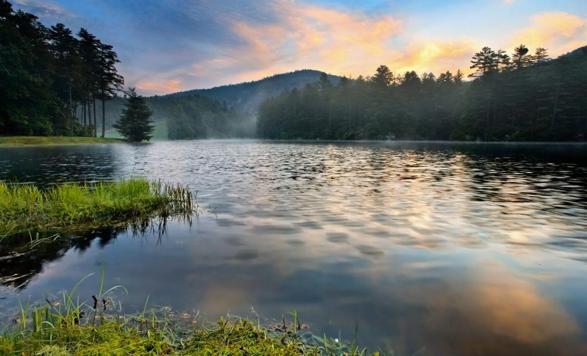 Coal ash found in North Carolina lake bottoms