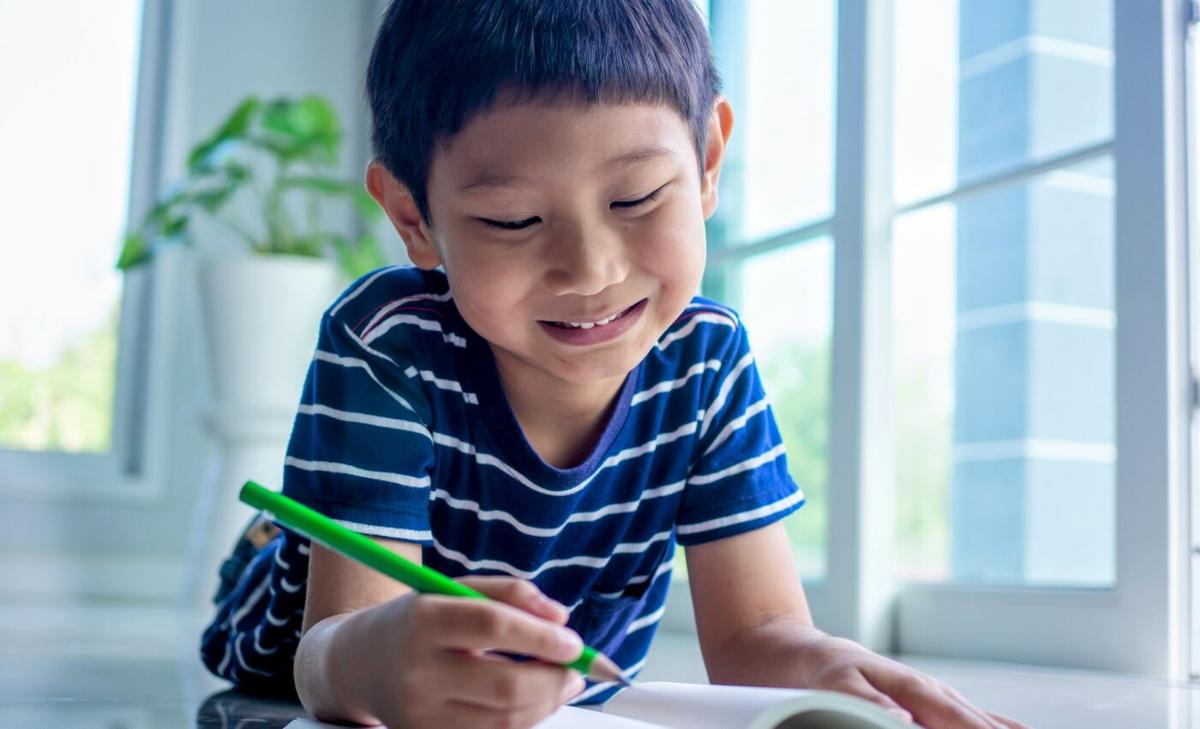 Children connect with the environment through story writing