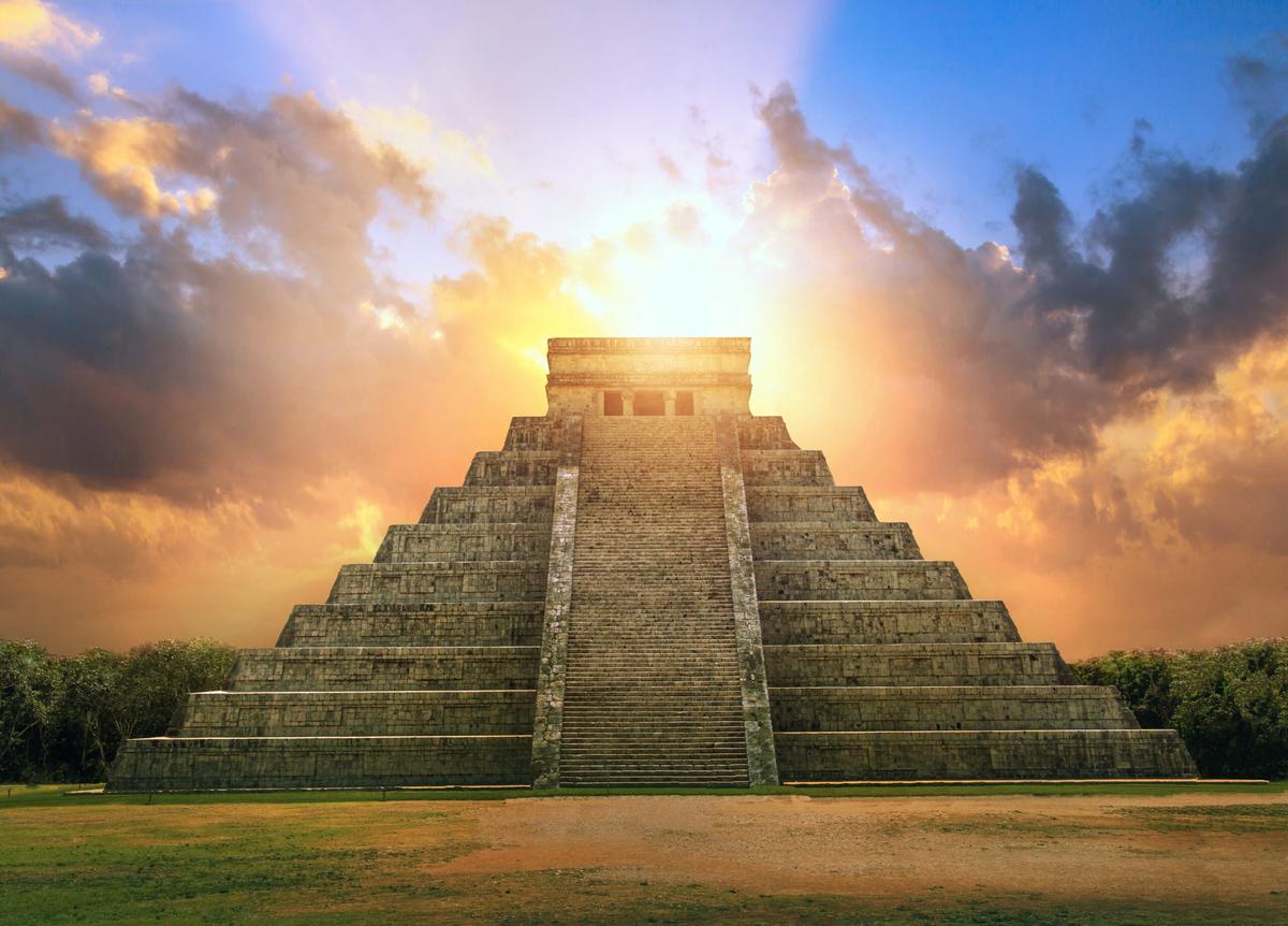 Aztecs kept accurate time using the sun and the mountains