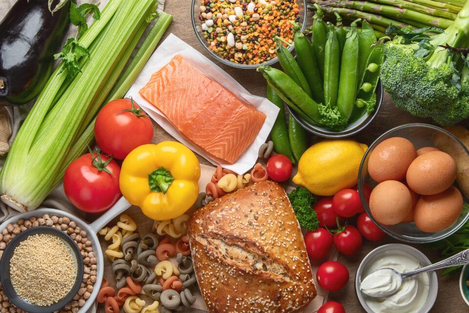 Healthy eating patterns reduce the risk of premature death