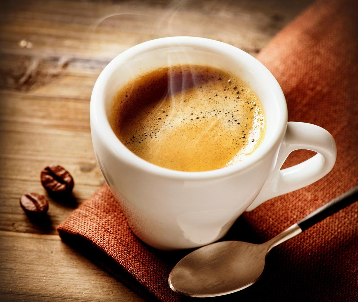 Dedicated coffee drinkers have lower blood pressure
