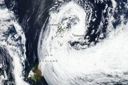 2023/02/cyclonegabrielle_vir_2023045-1.jpg